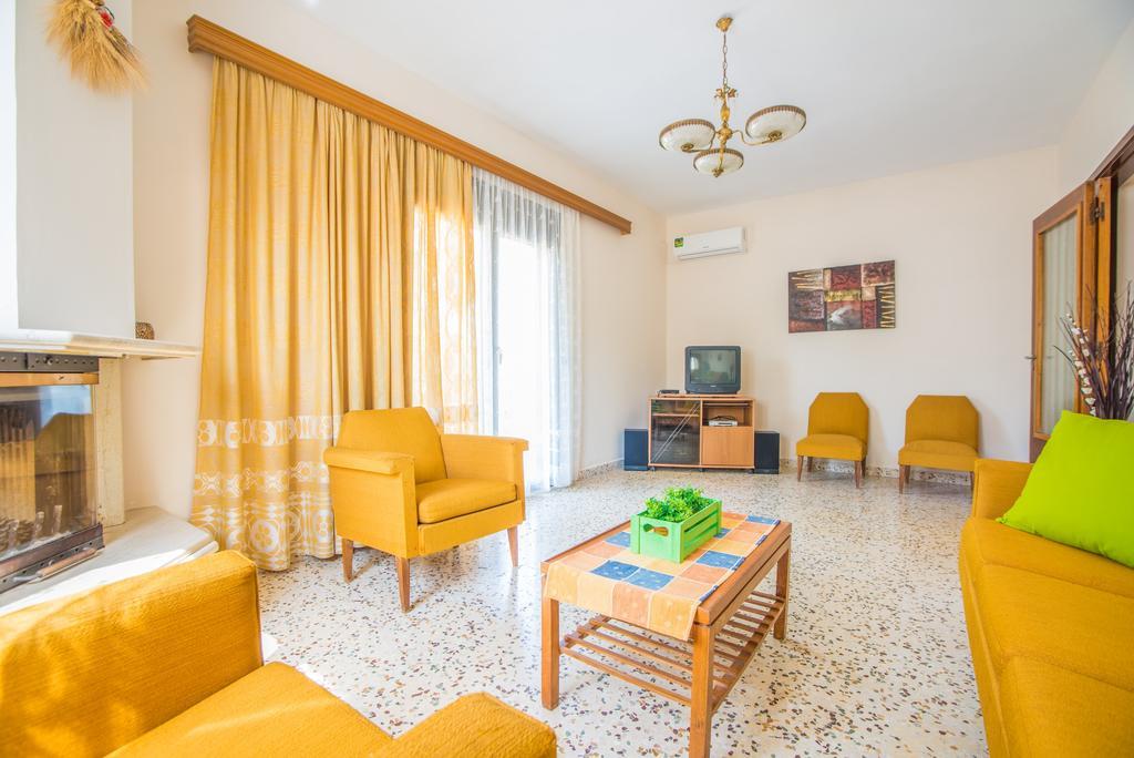 Country House Παστίδα Δωμάτιο φωτογραφία
